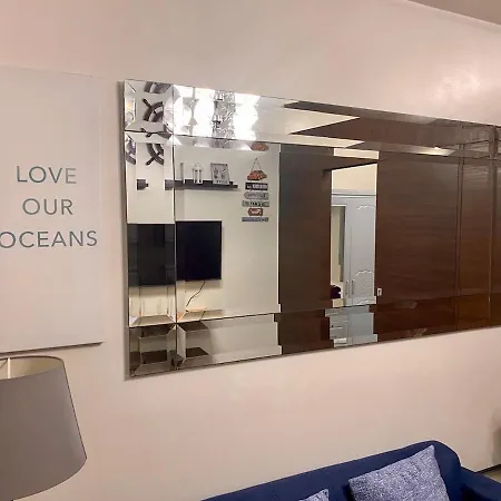 Cruise Ship Condo Escape Makati 300 Mbps Gym Swim Park 2271