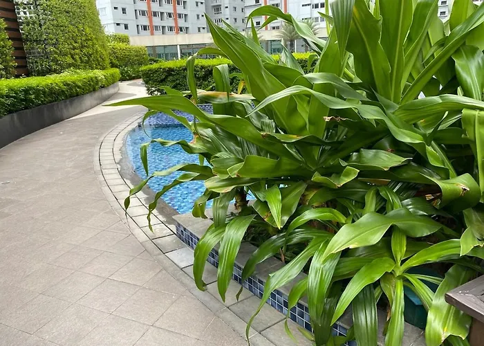 Apartamento Cruise Ship Escape Makati 300 Mbps Gym Swim Park 2271 *